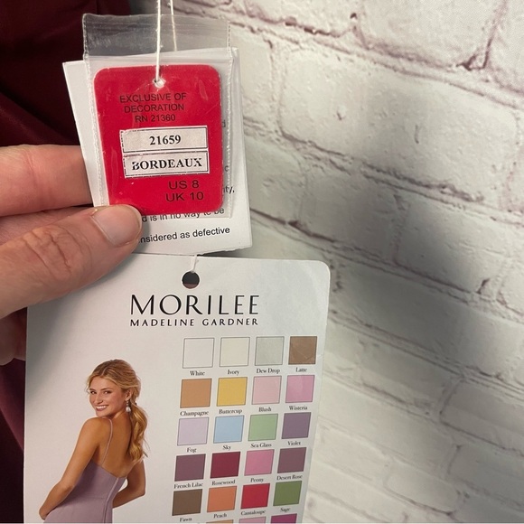 Mori Lee Maroon Maxi Gown with Spaghetti Straps Size 8 NEW prom wedding event - Picture 5 of 12